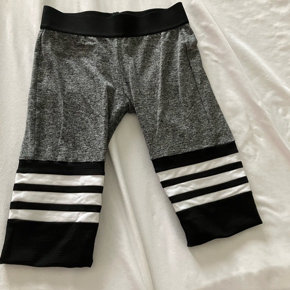 Bundle - Picture 2 of 3